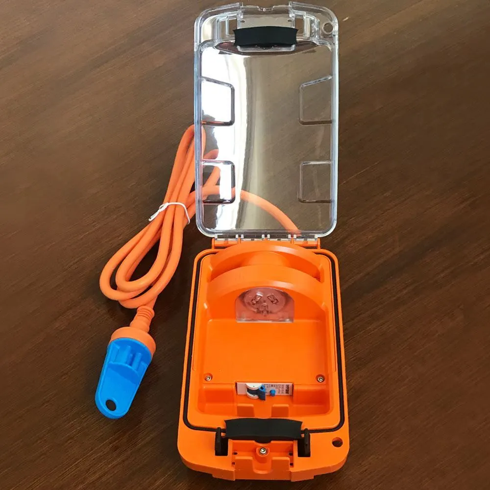 Ampfibian RV Plus 15A−10A Power Adapter 4 Ampfibian RV Plus 15A−10A Power Adapter - Image 2