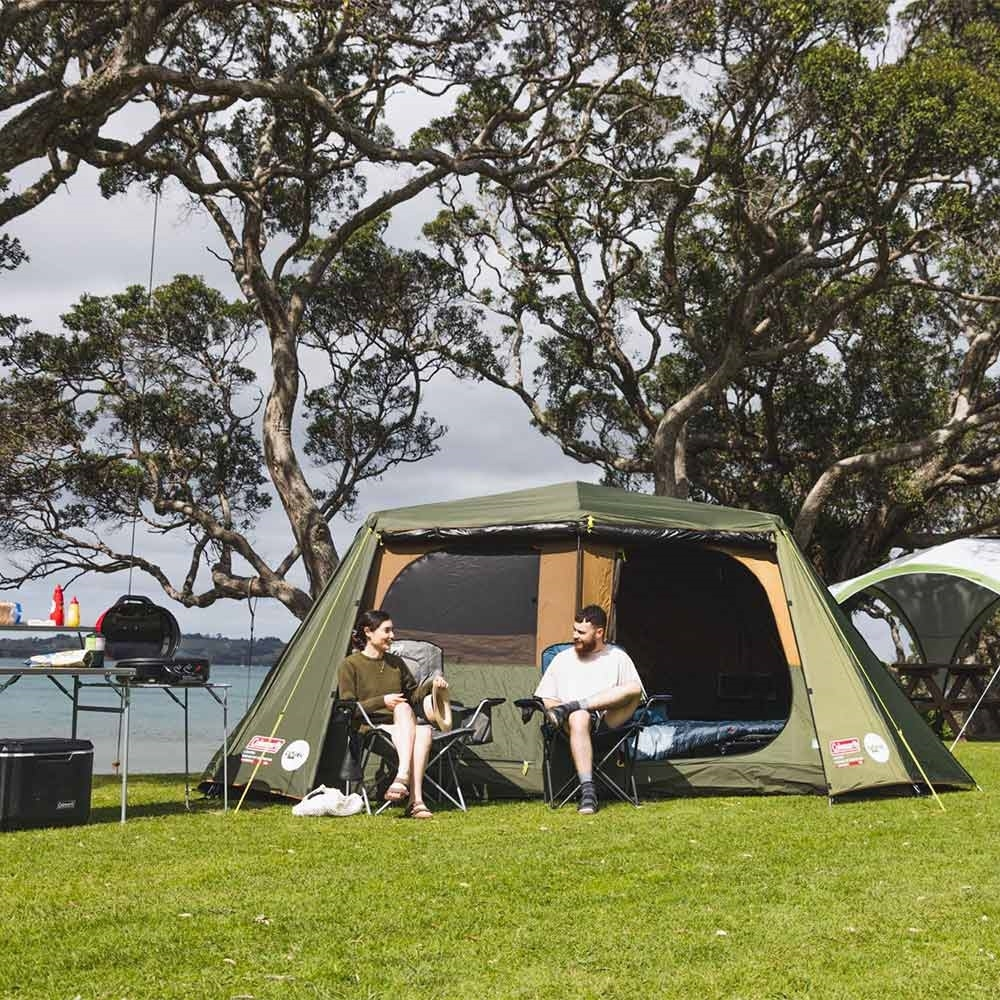 Coleman Instant Up 8P Lighted Northstar Darkroom Tent 20 Coleman Instant Up 8P Lighted Northstar Darkroom Tent - Image 18